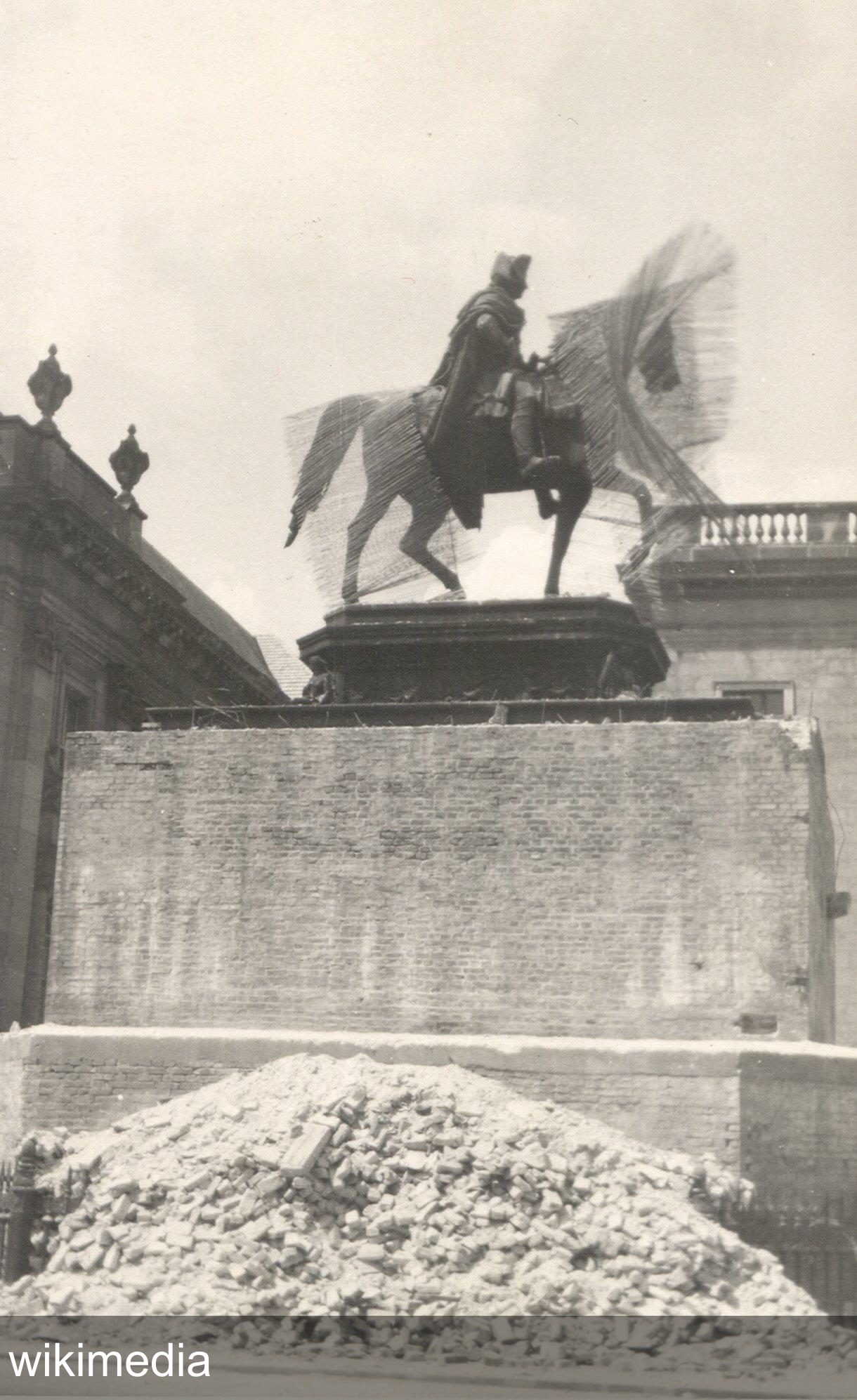 Audiotour Berlin heroes' monuments in Berlin