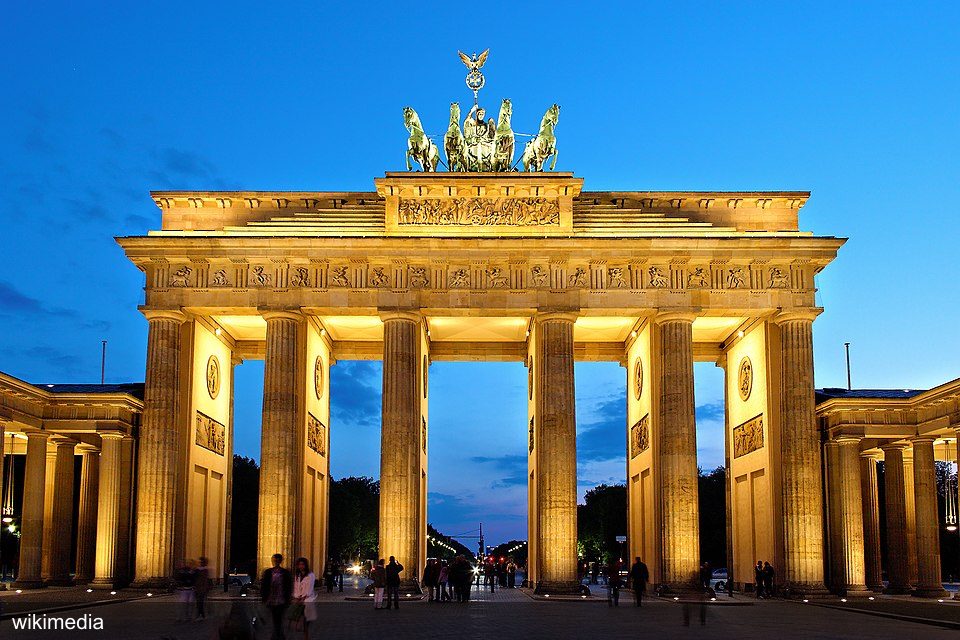 Audiotour Berlin Highlights Tour Local in Berlin