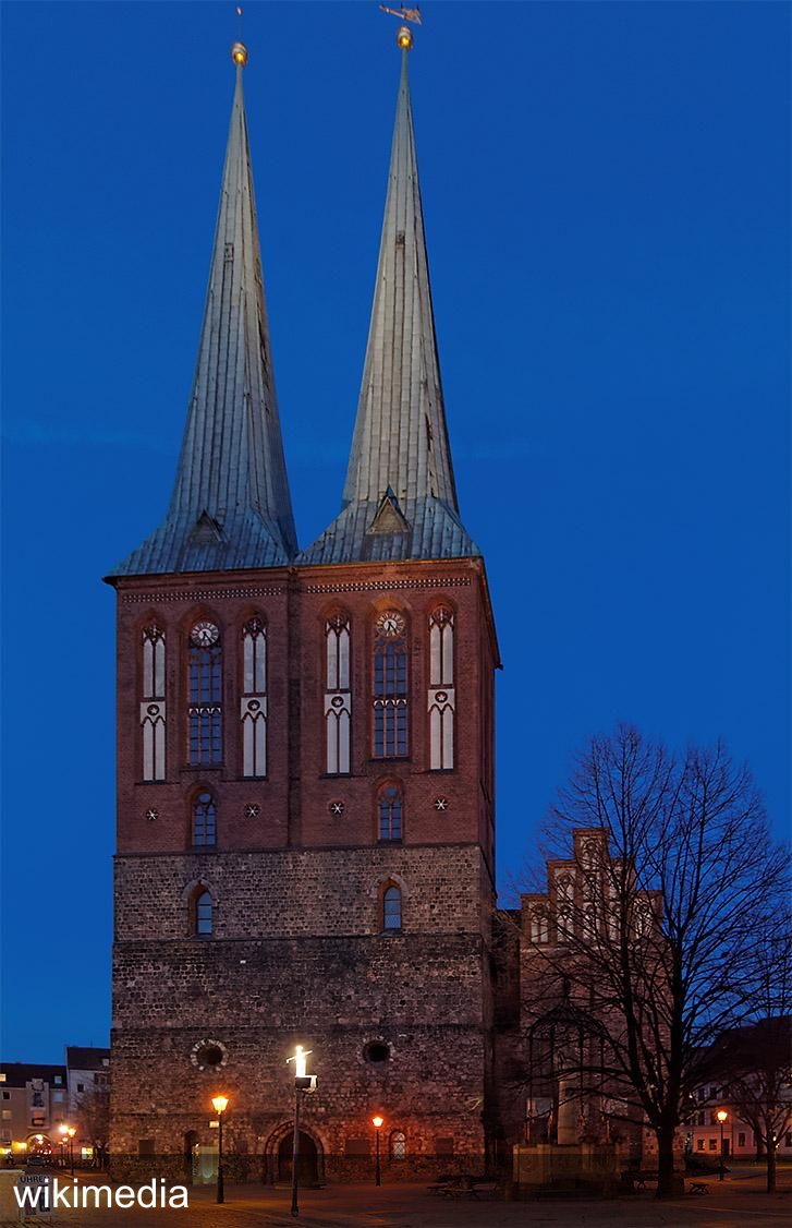 Audiotour Nikolaiviertel exploration in Berlin