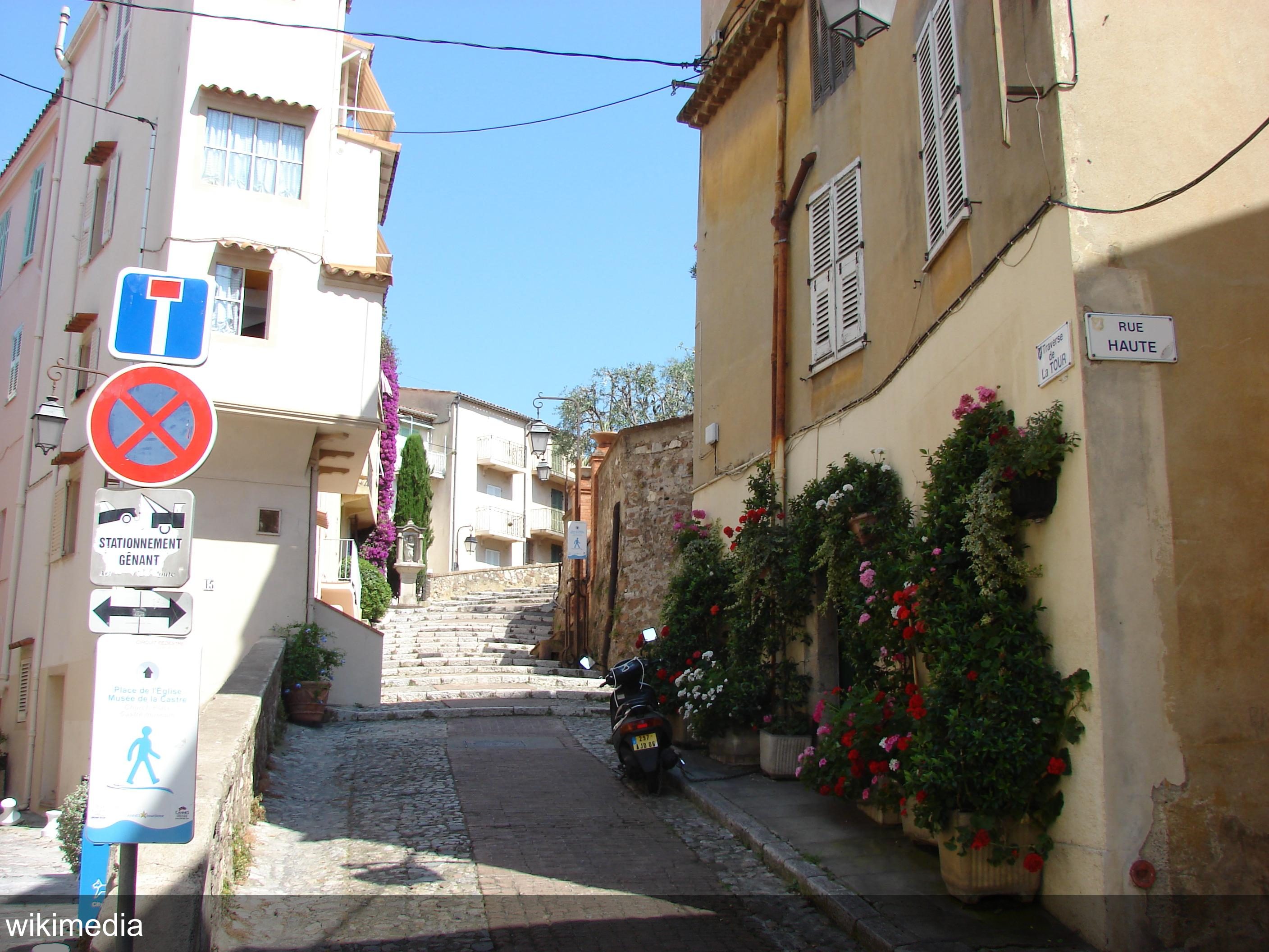 Audiotour Cannes cinema wall pictures in Cannes