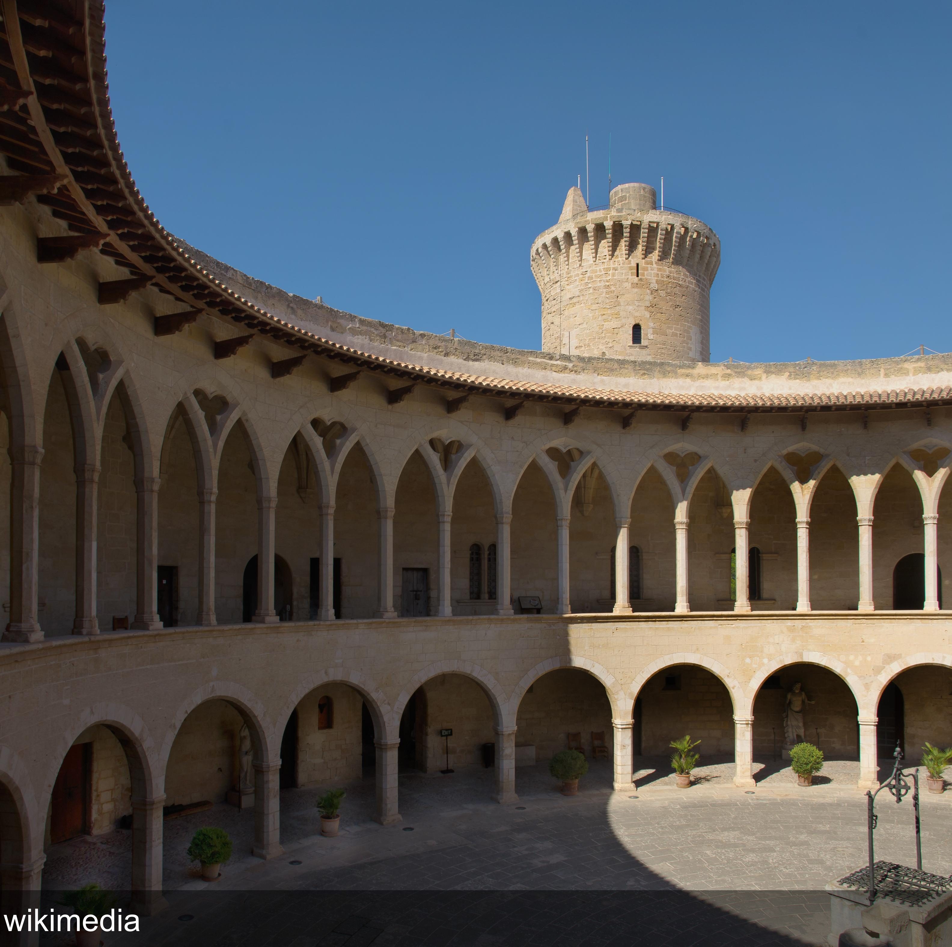 Audiotour Castles & Fortifications Tour in Palma