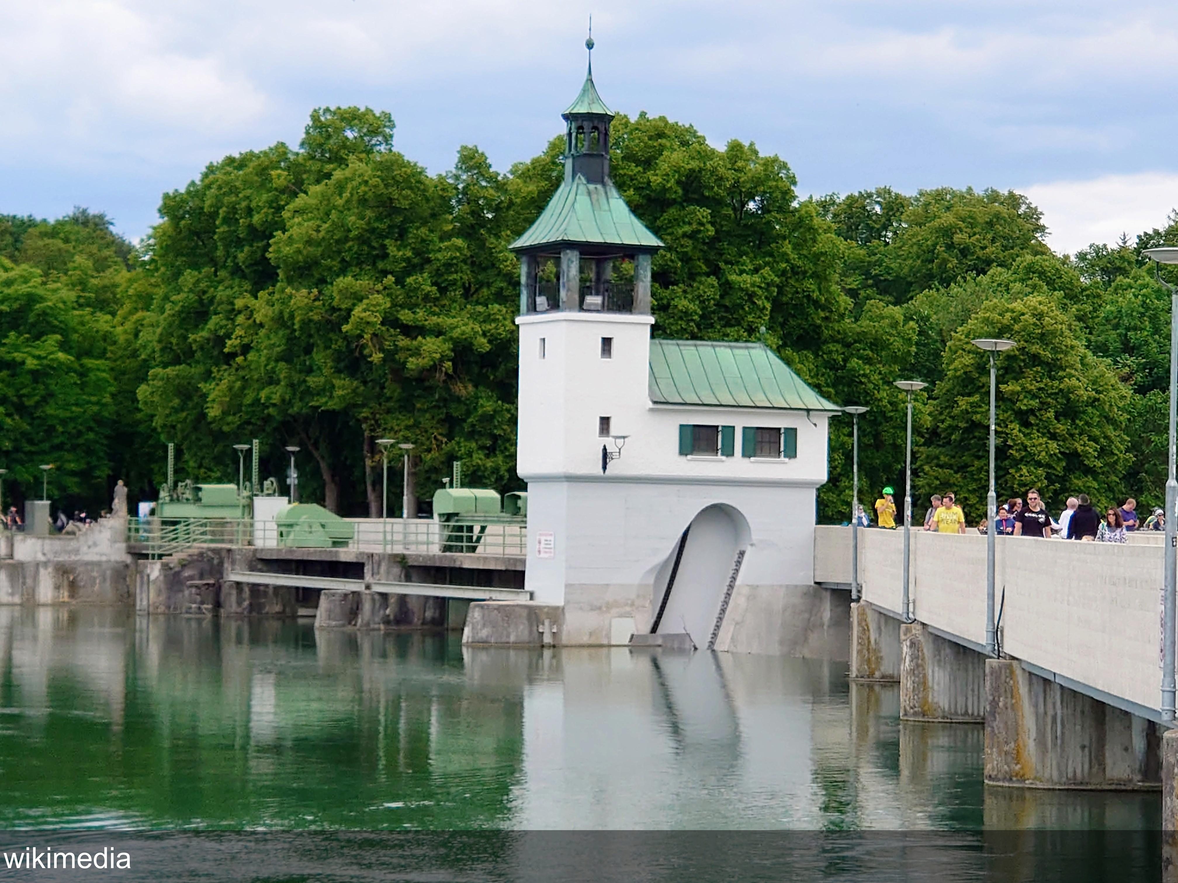 Augsburg hydroelectric power discovery tour