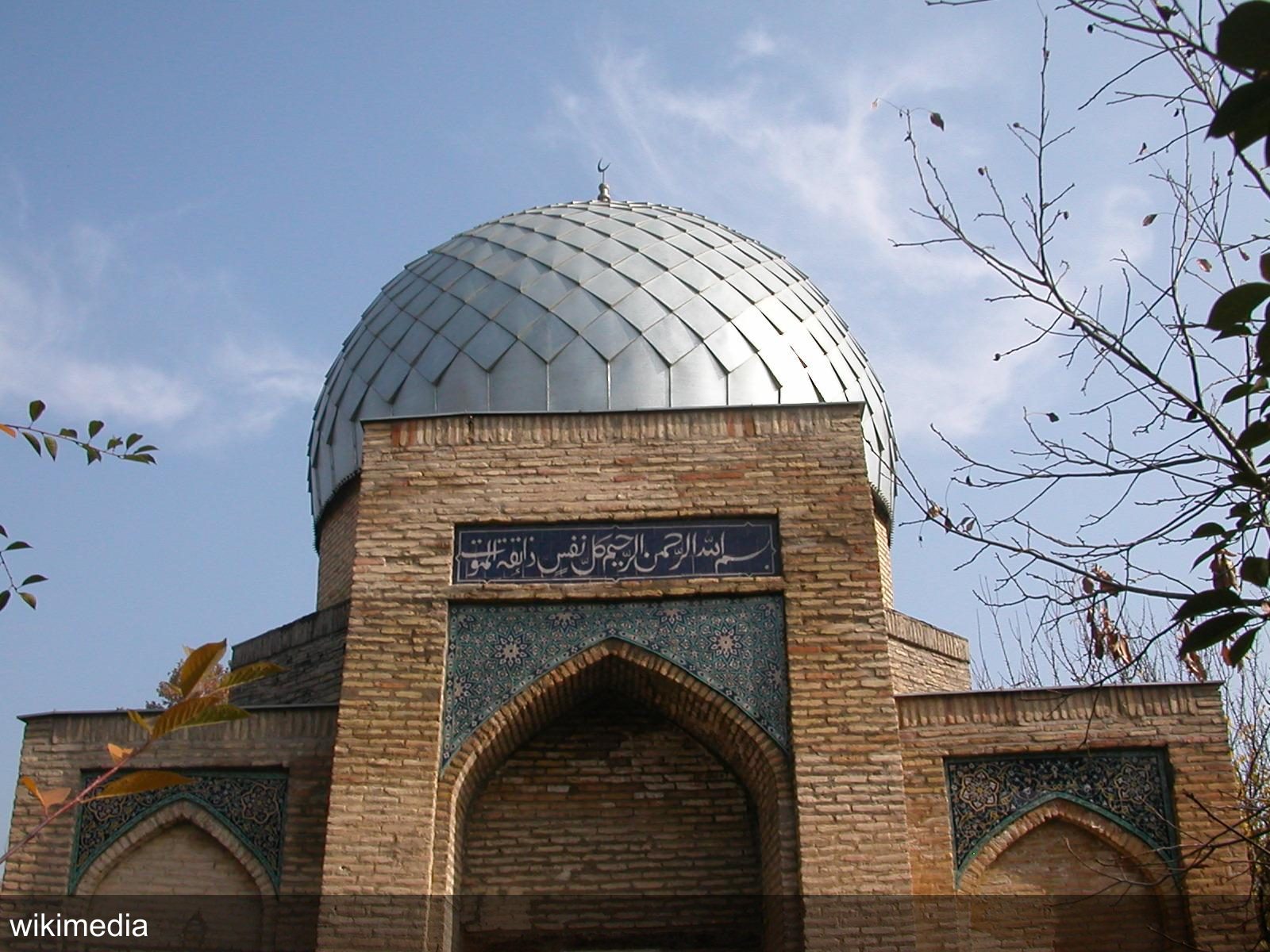 Mausoleum tour